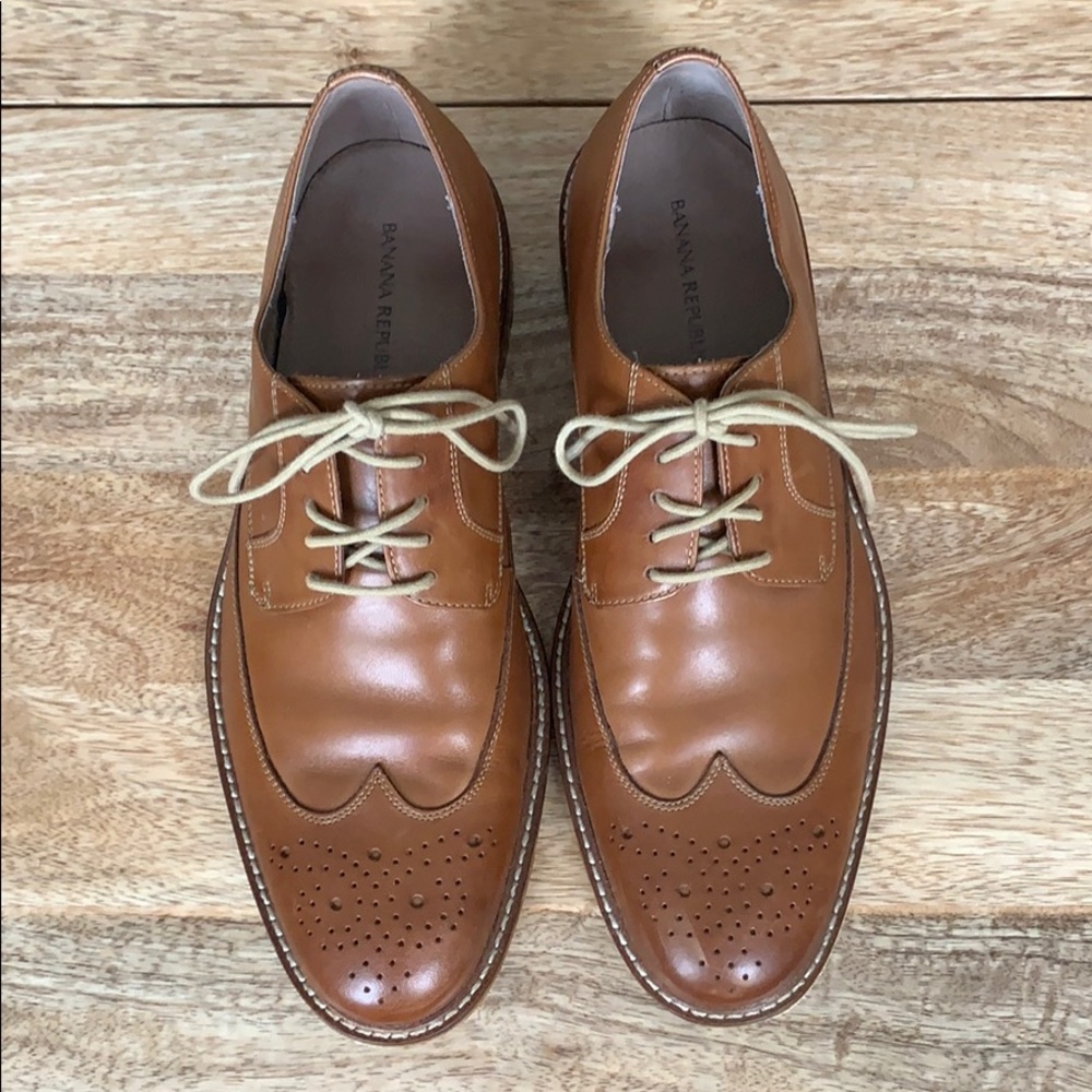 Banana Republic Cognac Oxford